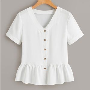 V-NECK BITTON FRONT RUFFLE HEM BLOUSE